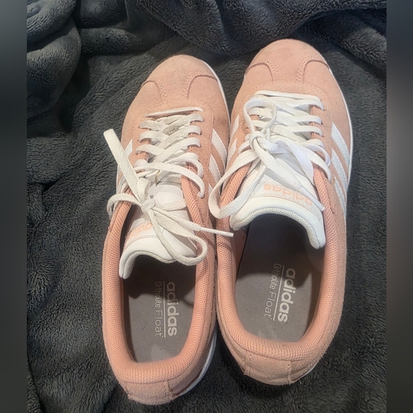 Adidas Womens Size 10 Pink Sneakers - Picture 7 of 7